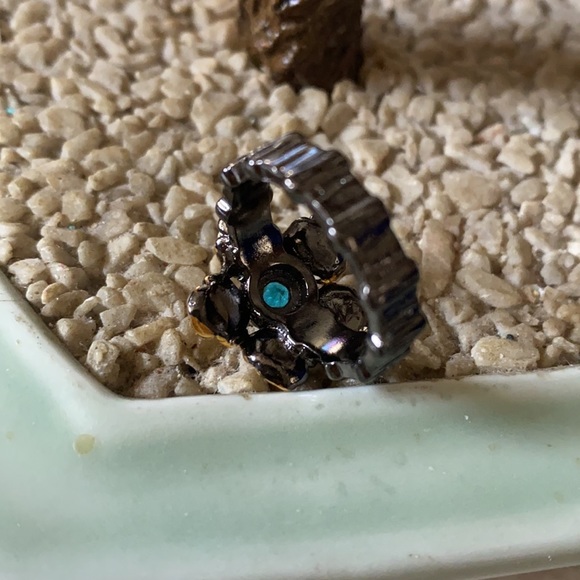 STERLING SILVER FLOWER RING🍁FREE SHIPPING🍁 - Picture 2 of 6